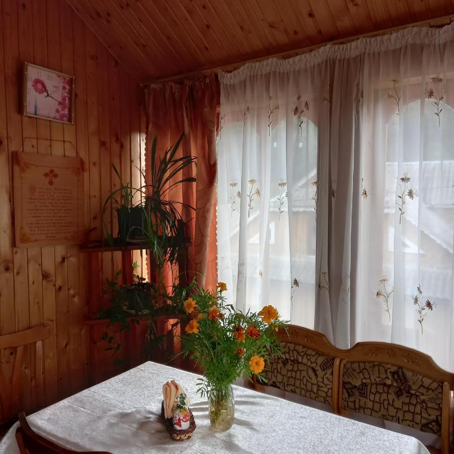 Лаванда 亚列姆切 外观 照片