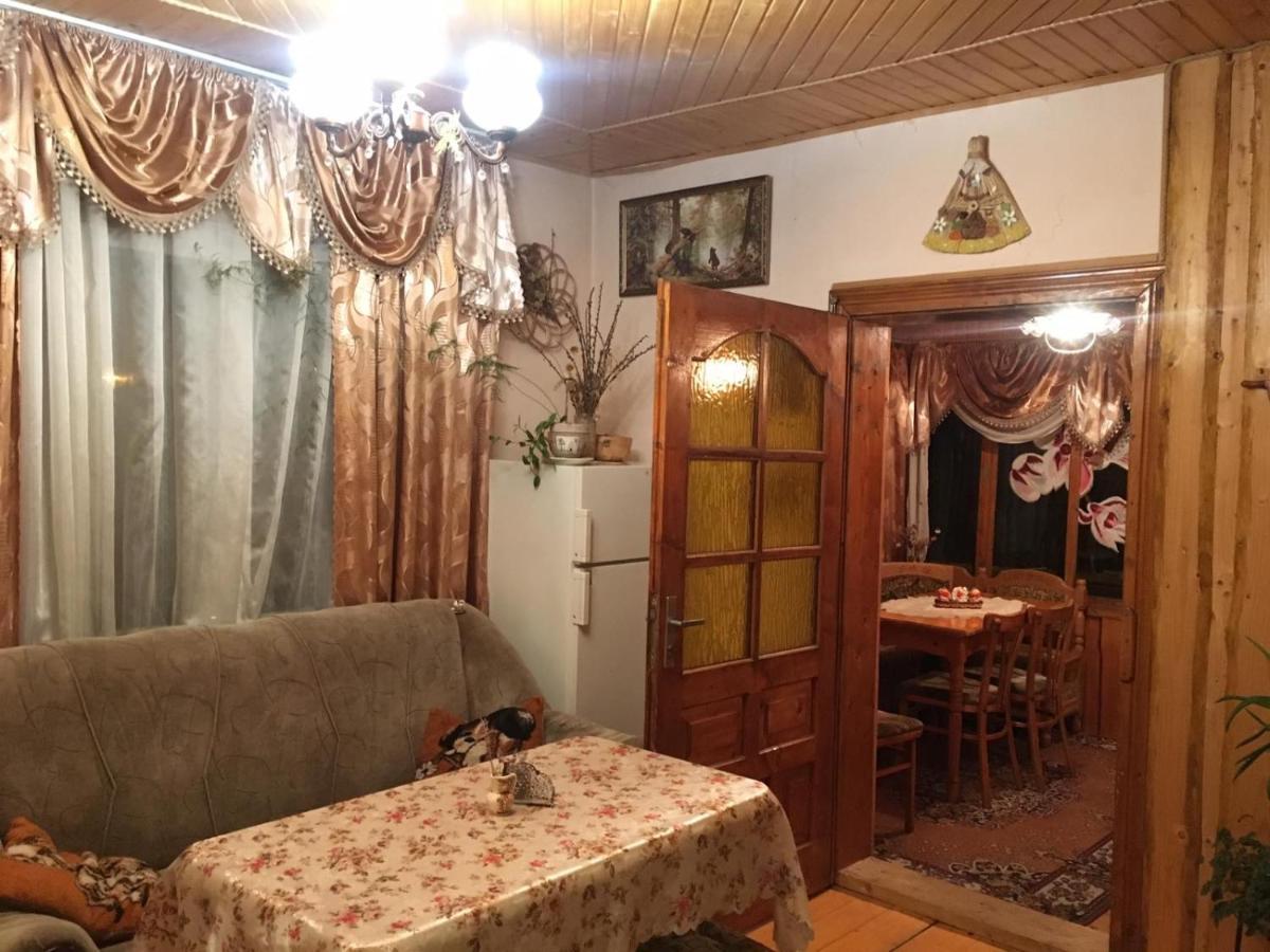 Лаванда 亚列姆切 外观 照片